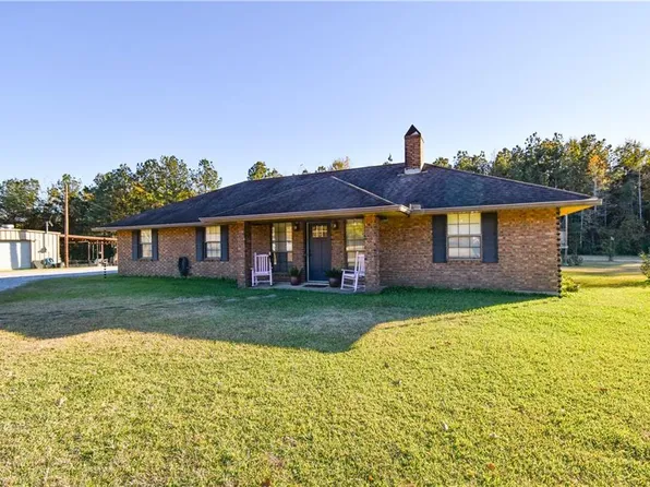 103 Pinehill Dr, Dry Prong, LA 71423