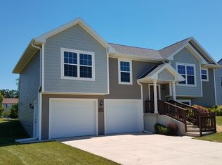 203 S Locust Ln, Whitewater, WI 53190
