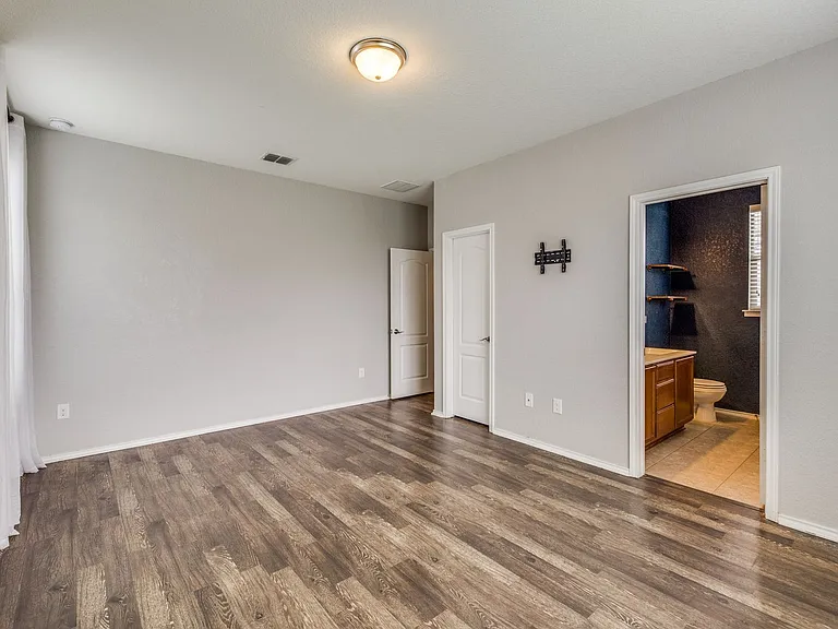 15306 Cascade Point — Photo 10