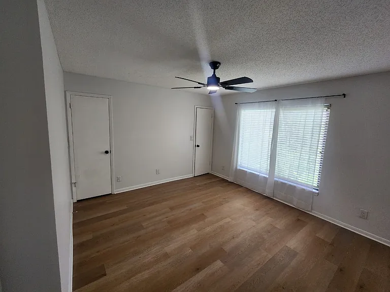 431 Geneva Dr #2001 — Photo 9
