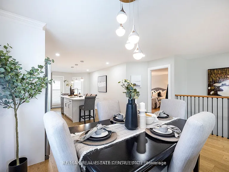 36 Padfield Dr — Photo 8