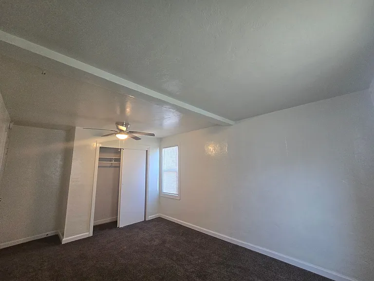 512 N Palm St — Photo 9
