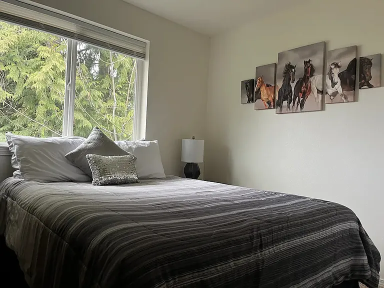 204 SW Moorea Ln — Photo 11