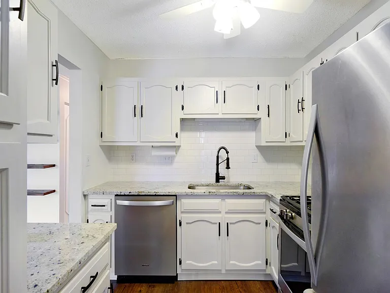 2705 Terraceview Ct — Photo 6