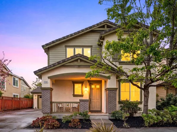 510 Sandlewood St, Menlo Park, CA 94025