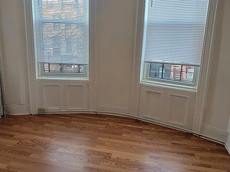 80 Somers St #2 — Photo 11