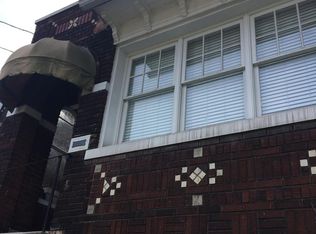 2214 Wightman St, Pittsburgh, PA 15217