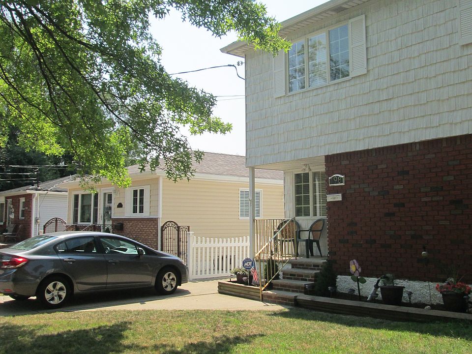 1st image of 198 Benton Ave