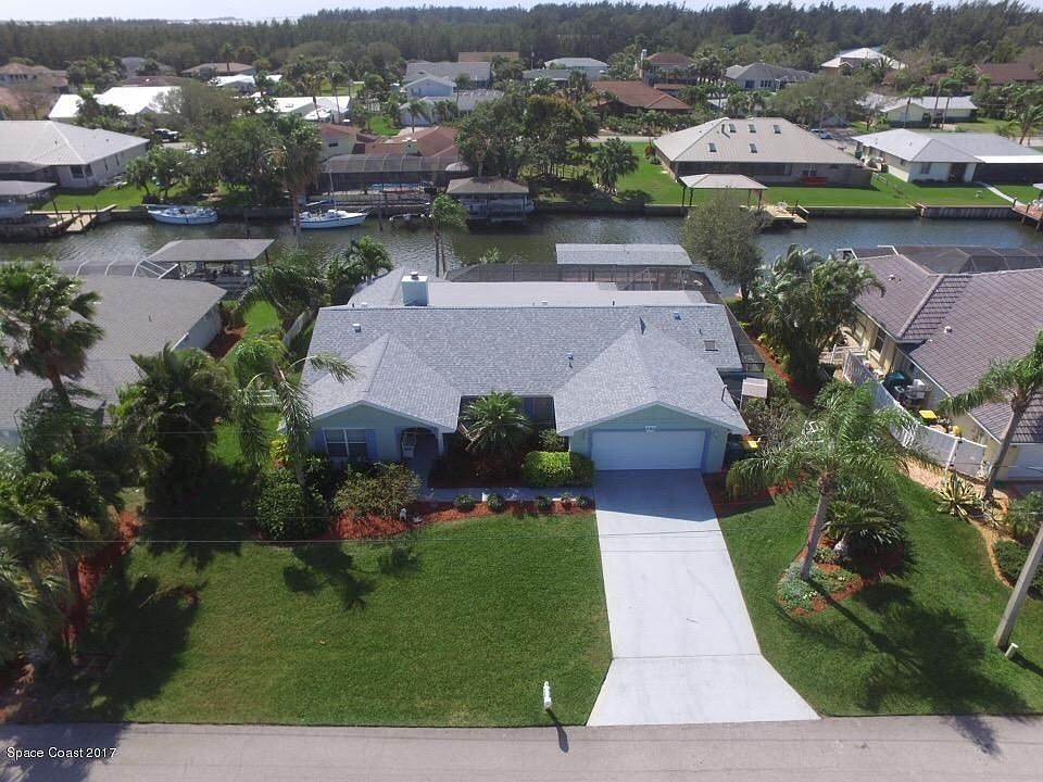 1st image of 383 Arrowhead Ln
