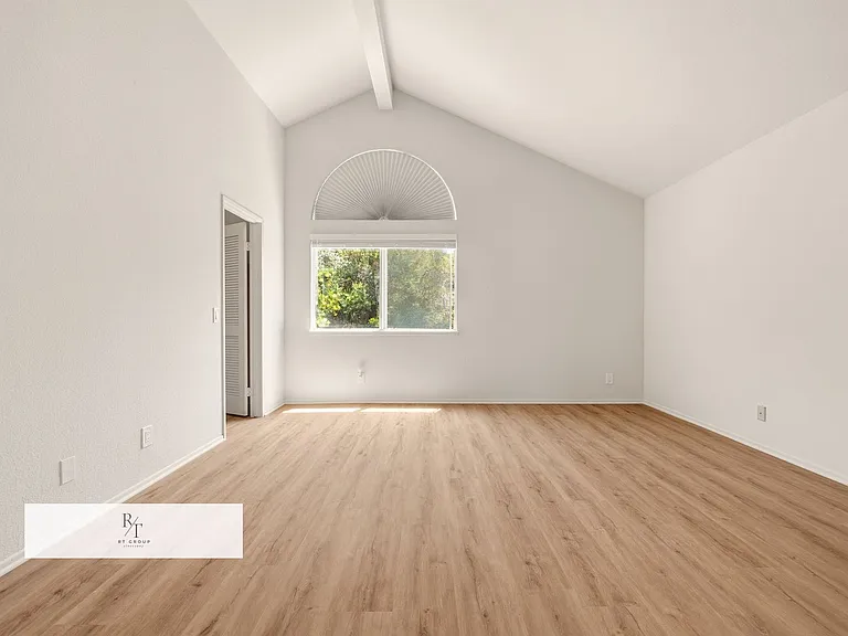 20926 Brookline Dr — Photo 31