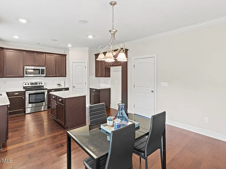 208 Torrey Pine Trl — Photo 14