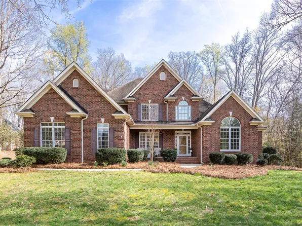 3963 Mourning Dove Dr, Matthews, NC 28104
