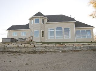 4137 Nicolet Dr, Green Bay, WI 54311