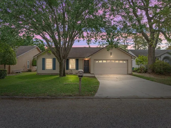 1729 Chandelier Cir E, Jacksonville, FL 32225