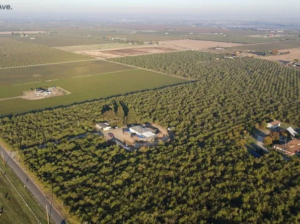 7190 Eucalyptus Ave, Winton, CA 95388