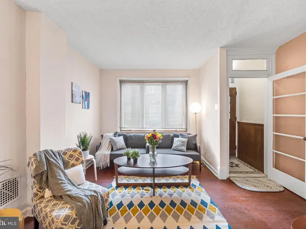 1933 S Lambert St, Philadelphia, PA 19145