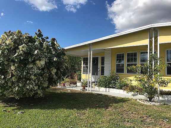 3rd image of 26305 Colony Rd