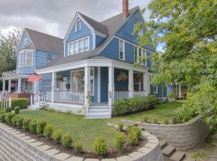 2424 N Alder St, Tacoma, WA 98406