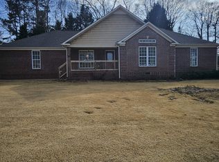 2612 Robertson St E, Southside, AL 35907