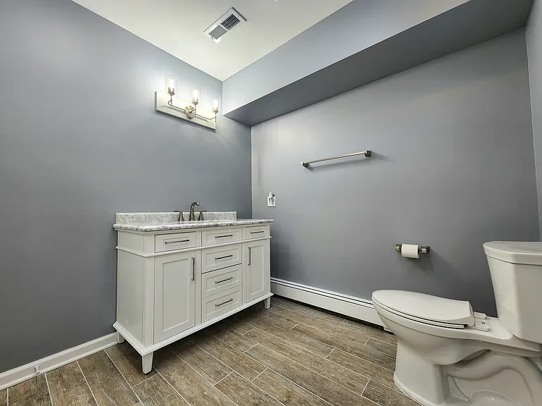 4994 Madison Ave — Photo 3