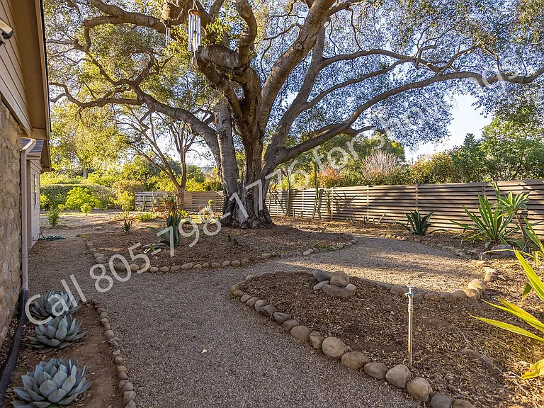 216 Del Norte Rd — Photo 32