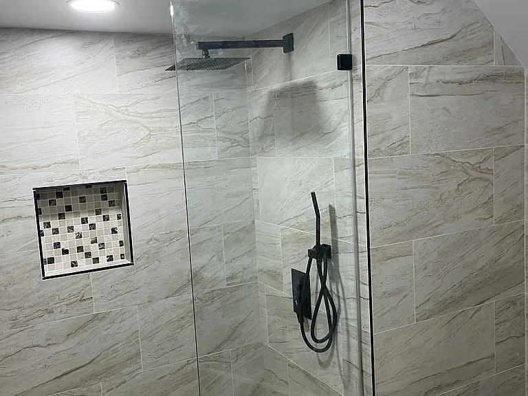 354 Hoyt Ave #2 — Photo 3