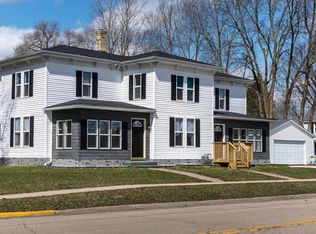 314 State St, Mazomanie, WI 53560
