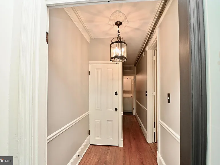 639 Massachusetts Ave NE #1 — Photo 4