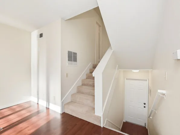 1458 Ramona Dr, Thousand Oaks, CA 91320