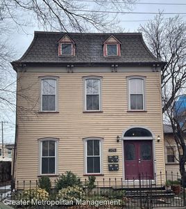 4312 Clinton Ave, Cleveland, OH, 44113