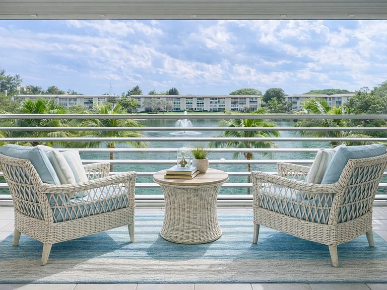 1905 Bermuda Cir #L4 — Photo 8