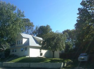 209 Laurel Rd, East Northport, NY 11731