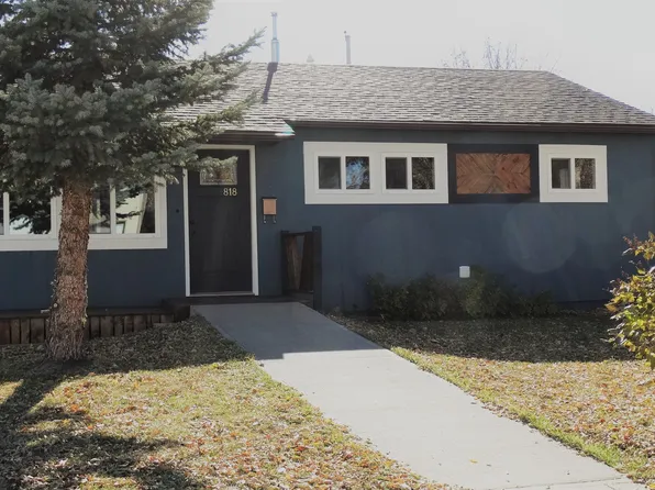 818 Dove St, Glendive, MT 59330