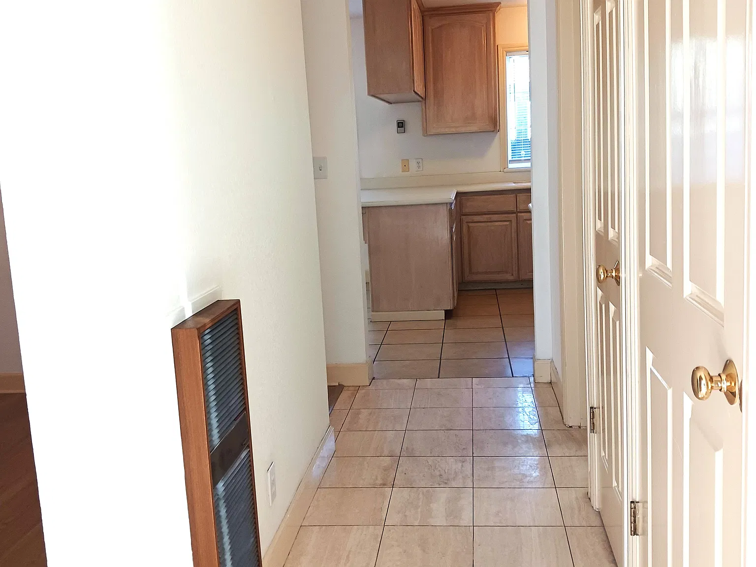 3 bed, 2.5 bath, 1650 sqft, $5,395 — Photo 4