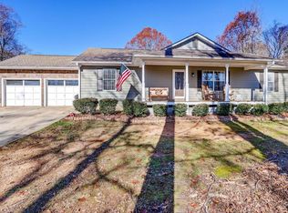 2484 Venture Dr, Gainesville, GA 30506