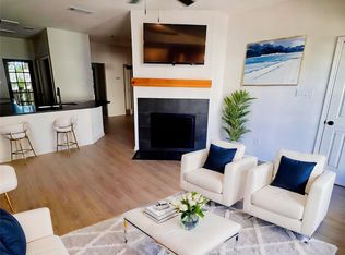 4800 W Lovers Ln APT 212, Dallas, TX 75209