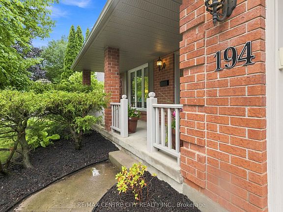 3rd image of 194 Whisperwood Ave