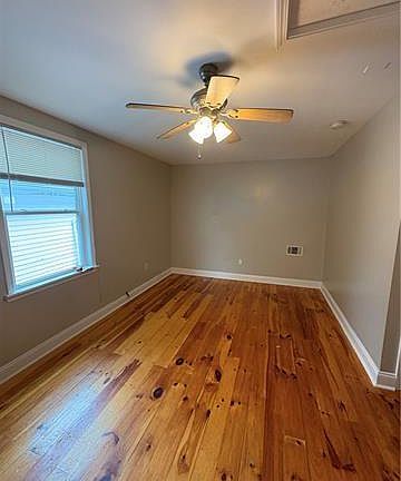 4th image of 2241 Arts St