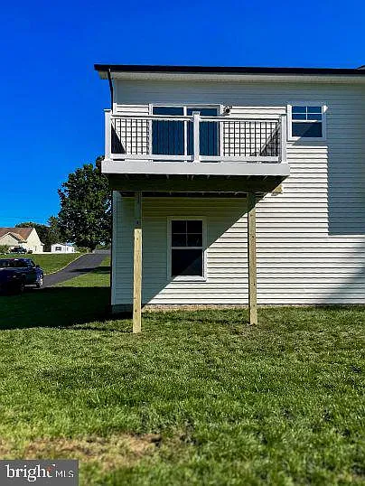 17 Carol St — Photo 5