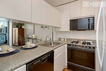 Sold by Citi Habitats