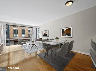 1117 10th St NW APT 302, Washington, DC