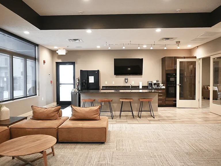 Community lounge area at The Sterling Kearney.
