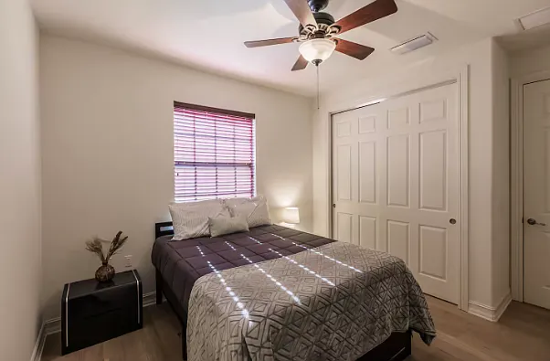 9130 Chula Vista St — Photo 12