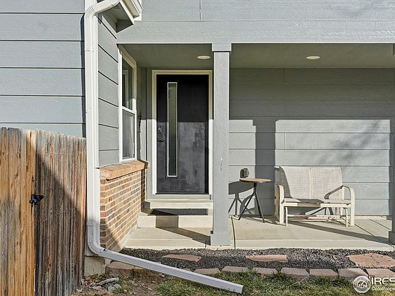 3rd image of 325 S Cherrywood Dr