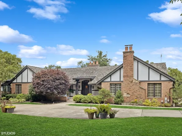 1030 Crescent Blvd, Glen Ellyn, IL 60137