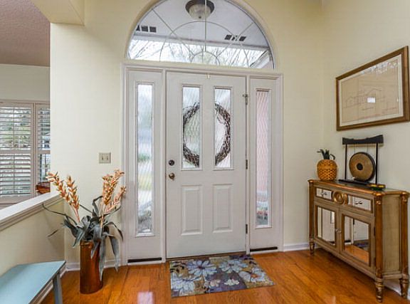 4th image of 100 Kingswood Ct
