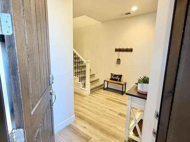 4802 N Winged Foot Dr — Photo 4