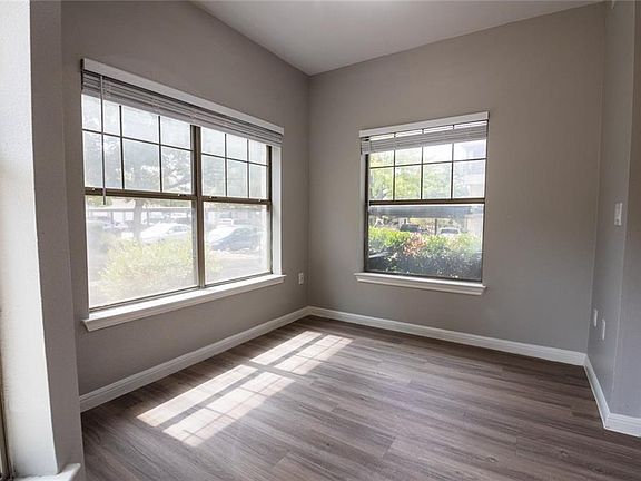 4th image of 2320 Gracy Farms Ln APT 611
