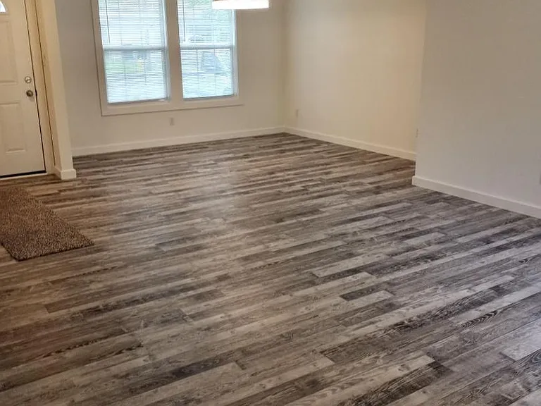 1261 S Plaza Ave — Photo 4