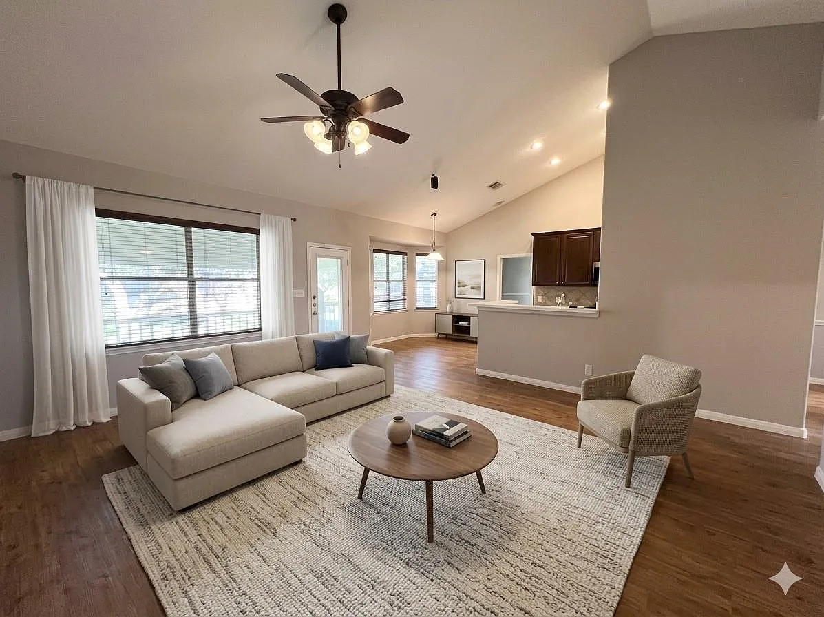 3 bed, 2.0 bath, 1705 sqft, $2,150 — Photo 2